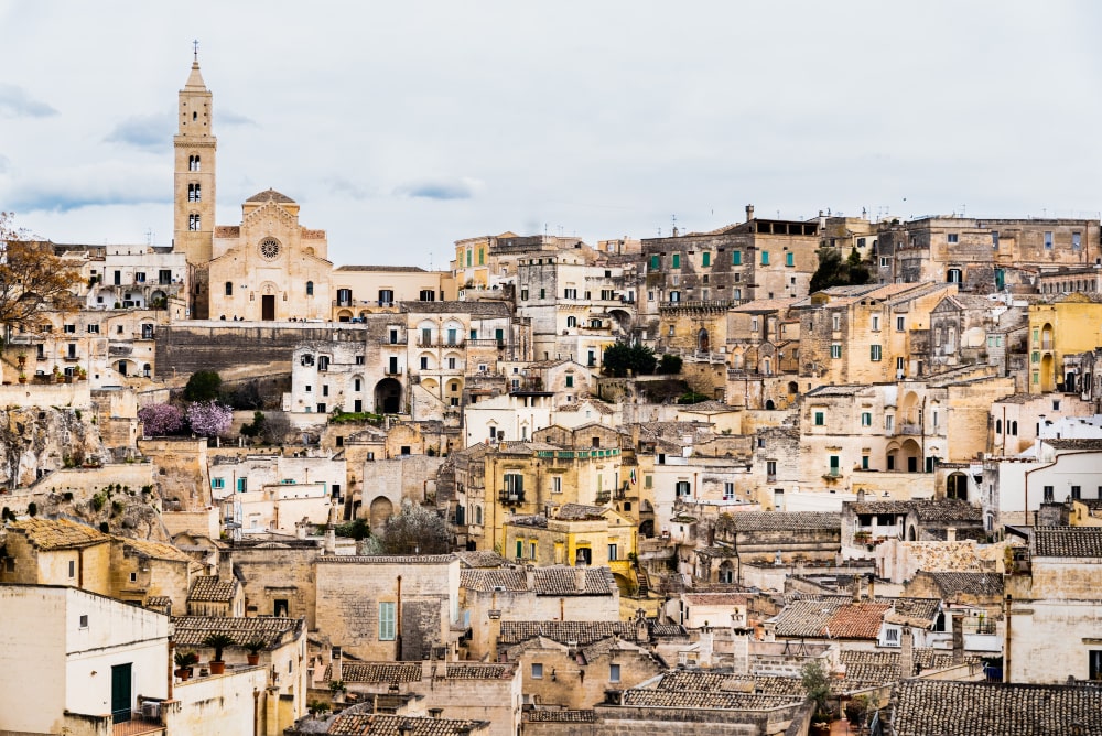 panoramic-views-rocky-old-town-matera-min